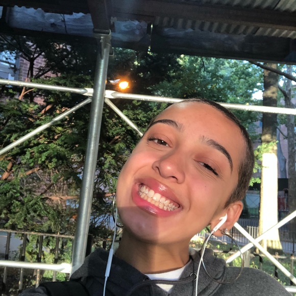 ITS ME CARRINGTON ๐ - Picture 4 of 4